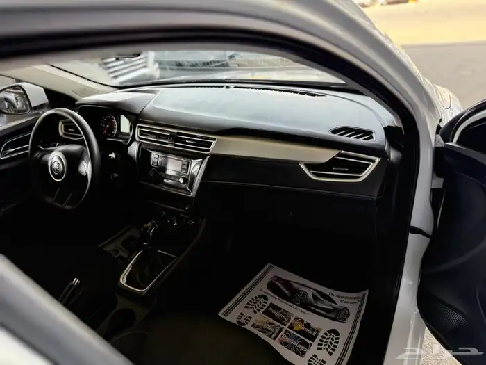 ام جي 5 MG 2023 السعر 27000 الف 11