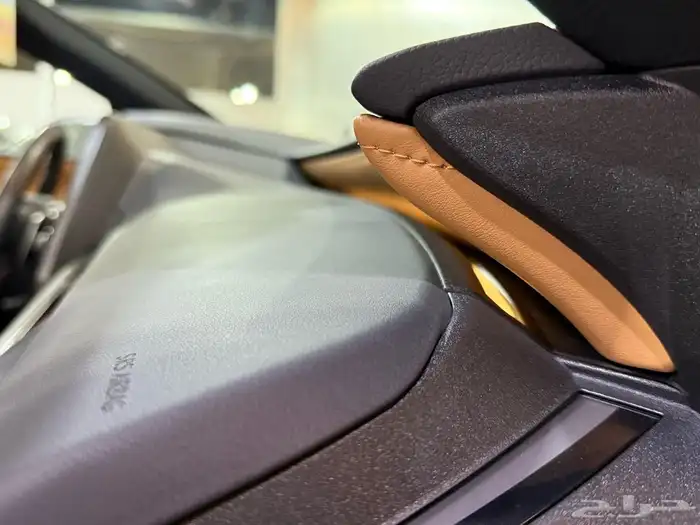 لكزس 350 ار اكس هايبرد 21