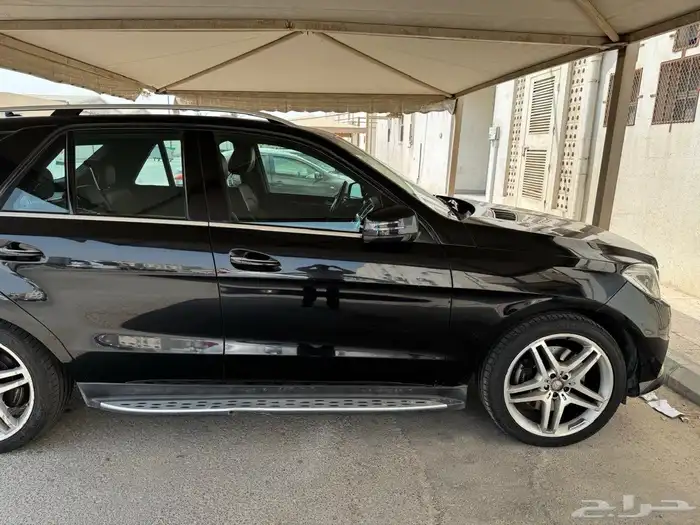 مرسيديس ML500 2015 8 سيليندر ماشية 85000 0