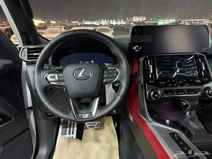 لكزس اف سبورت 2025 فل كامل اخر دفعه عماني 4