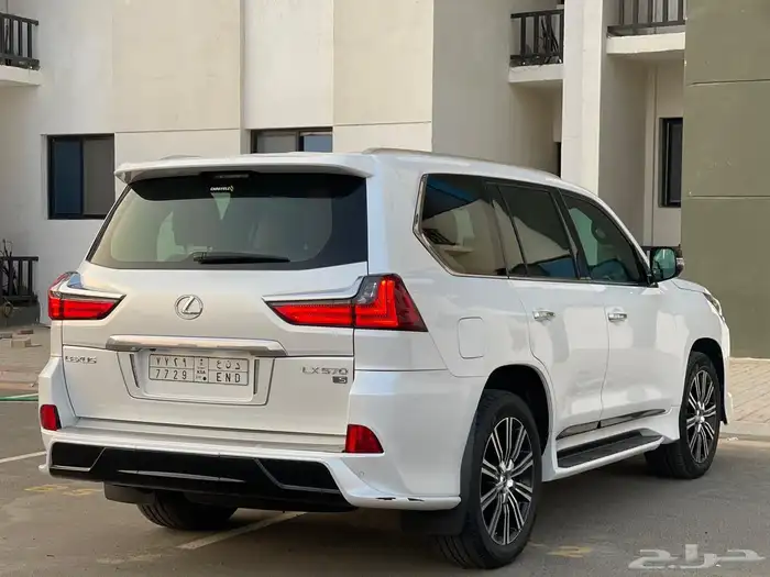 جيب لكزس 2018 فل كامل. سعودي 3