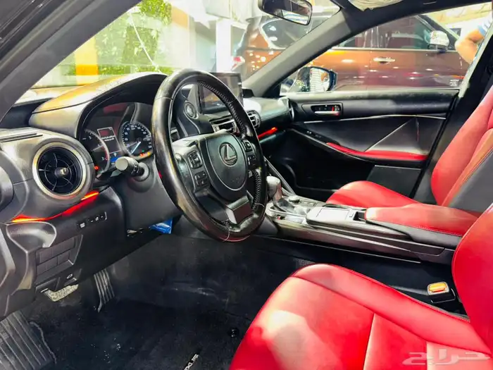 لكزس ((2021))iS300 10