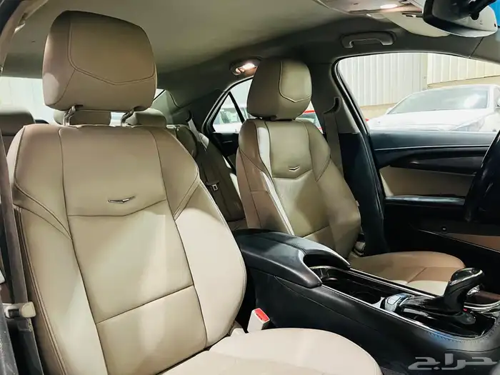 كاديلاك 2015 ATS (بحالة ممتازة) 5