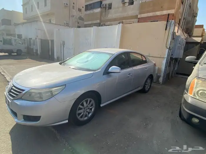 رينو سافران 2012 1