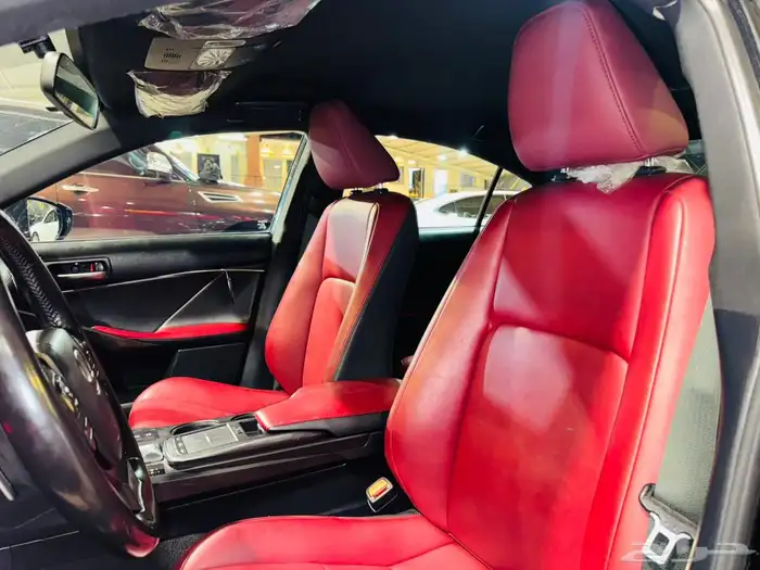 لكزس ((2021))iS300 6