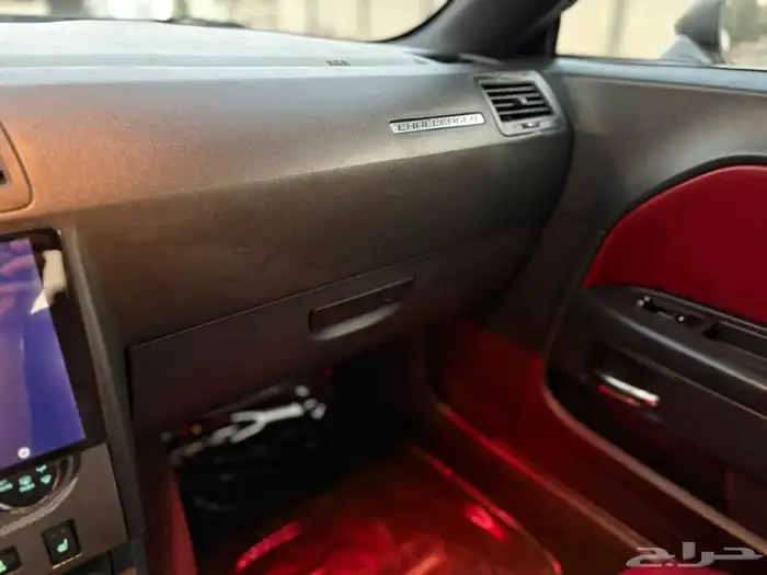 للبيع دودج تشالنجر v8 نظييفة 31