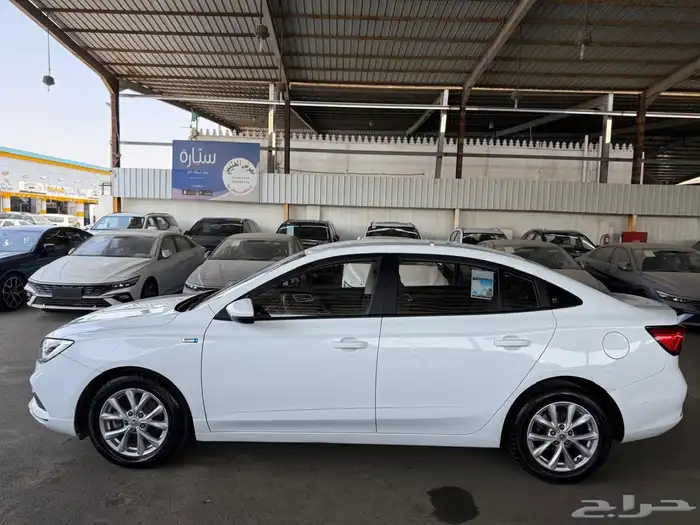 ام جي 5 MG 2023 السعر 27000 الف 5