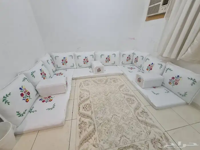 كنب صالة جلسة ارضية شعبيه 0