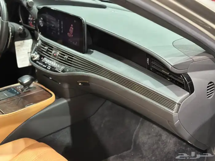 لكزس LS 350 BB موديل 2022 10