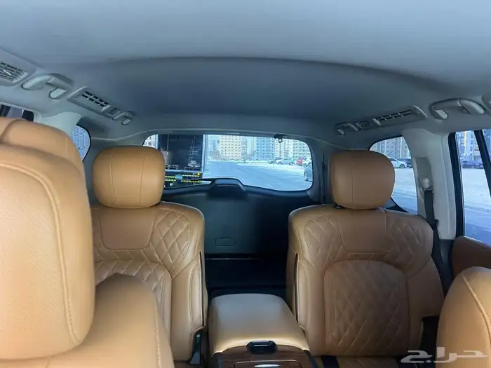 جيب انفينتي QX80 فل كامل لوحات اماراتية2019 27
