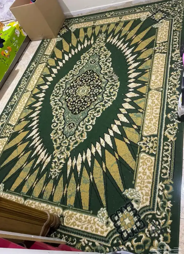 سجادة   عربة أطفال   دفاية 0