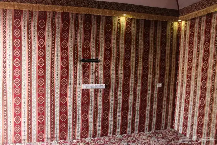 بيت شعر 4 في 4 لقطة للبيع 3