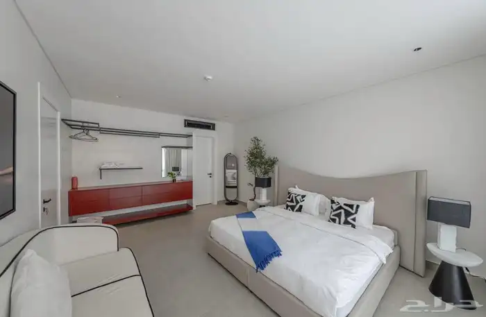 شقه مفروش فاخرة جدا جديدة للإيجار حي القيروان 7