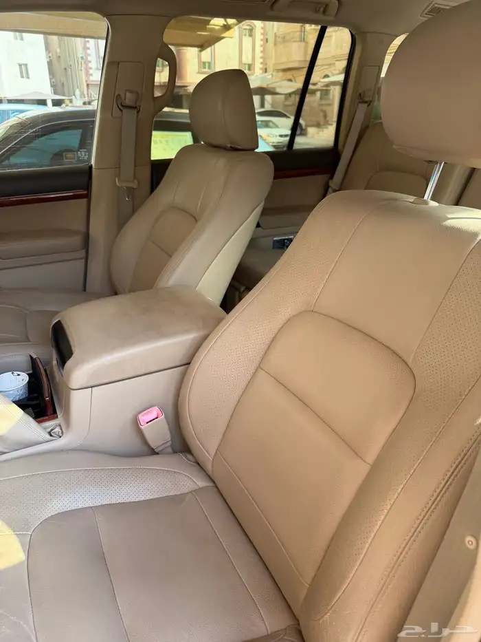 لاندكروزر 2012 فل كامل ( فطيمي ) مخززن وكالة 17