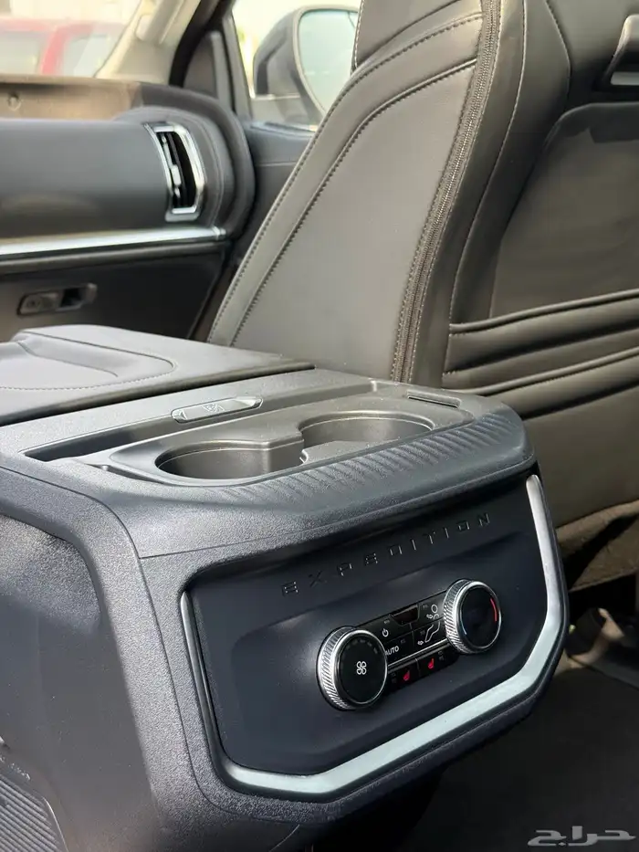 فورد اكسبيدشن 2025 20