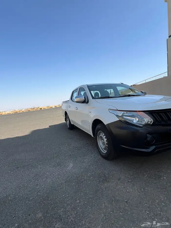 ميتسوبيشي 2016 نظيف جدا بنزين 3