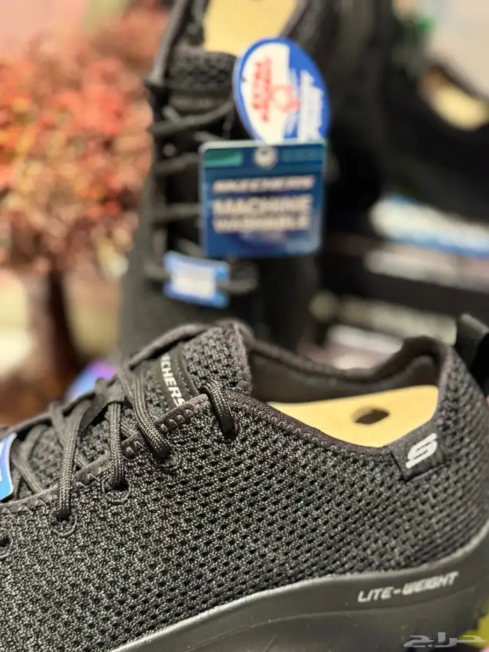 Skechers shoes new with box size 45 7