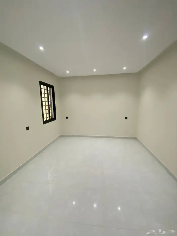 للبيع روف علوي مع ملحق تشطيب فاخر من 670 الف 11