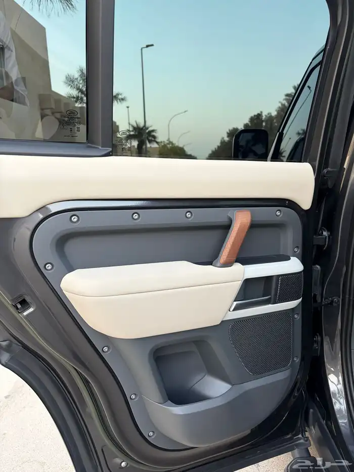 ديفندر اكس داينمك 6 سلندر 2023 (مخزن ماشي 22 الف) تحت الضمان 35