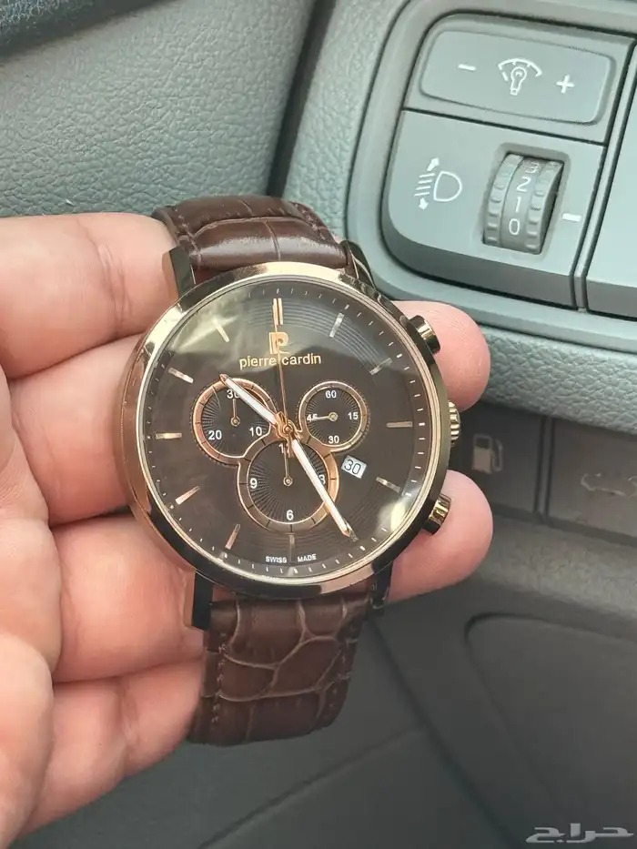 ساعة بير كاردان السويسرية 0