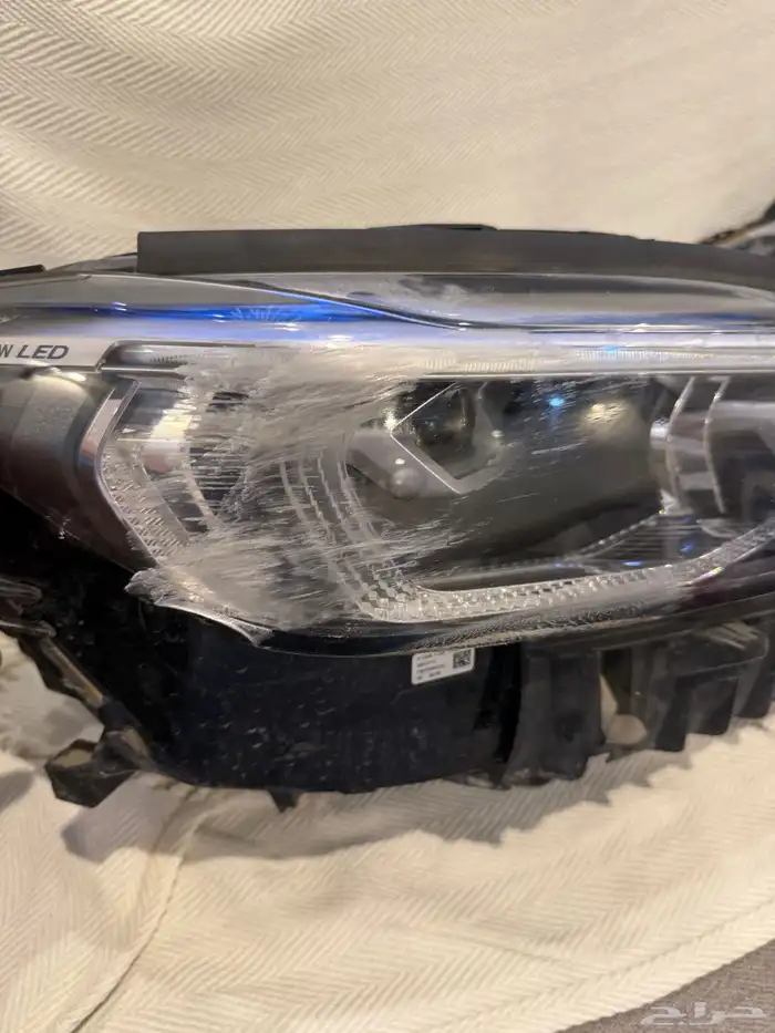 للبيع شمعة BMW730 2022 وشمعة لكزز NX350 2025 4