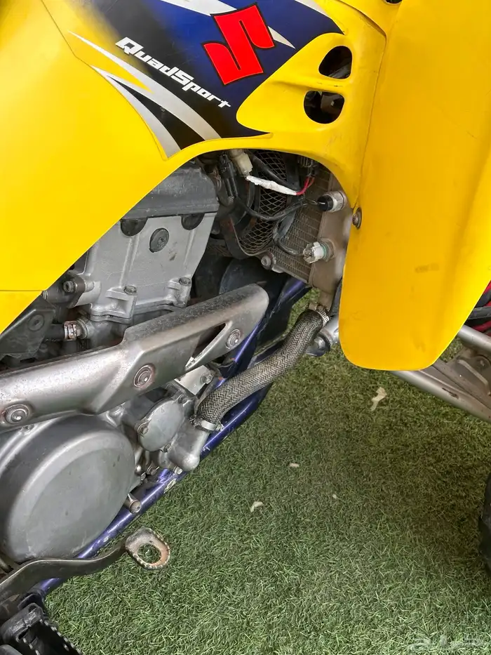 سوزوكي زد 400 مخزن نظيف جدا 3