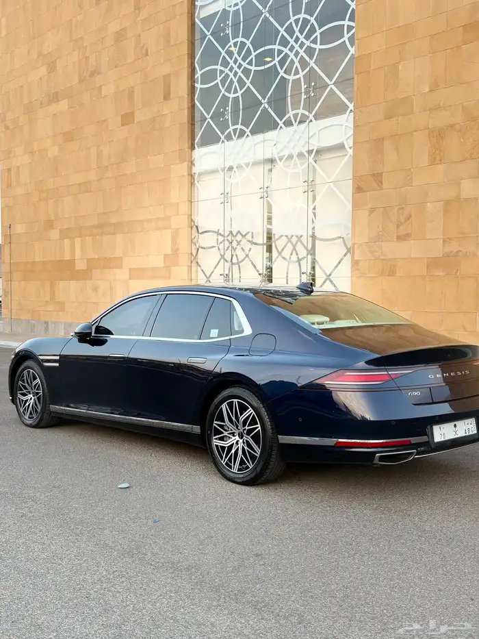 جنسس G90 2023 3