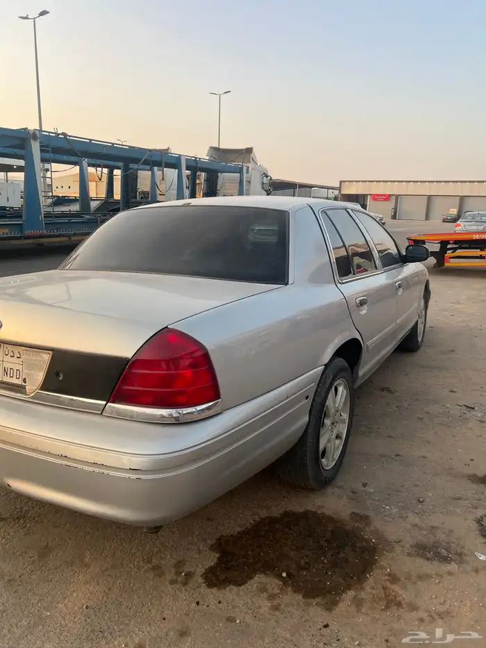 فورد فكتوريا 2011 3