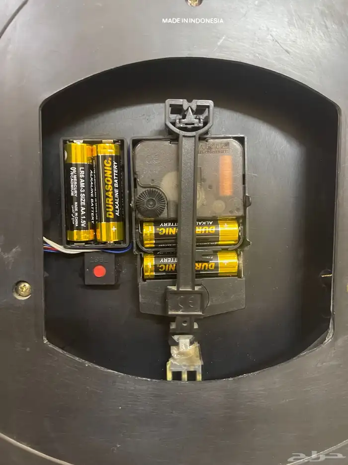 للبيع ساعات حائط جدارية تراثية تراثيات تحفه تحف و تعمل 3