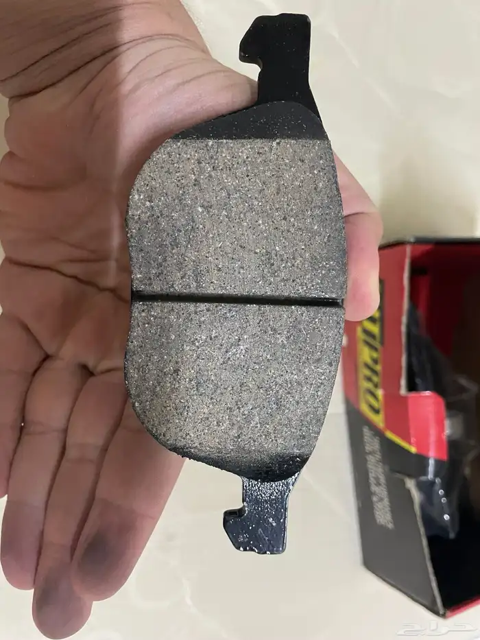 فحمات جديدة امامي و كراسي مساعدات جديدة امامي فورد فوكس 10