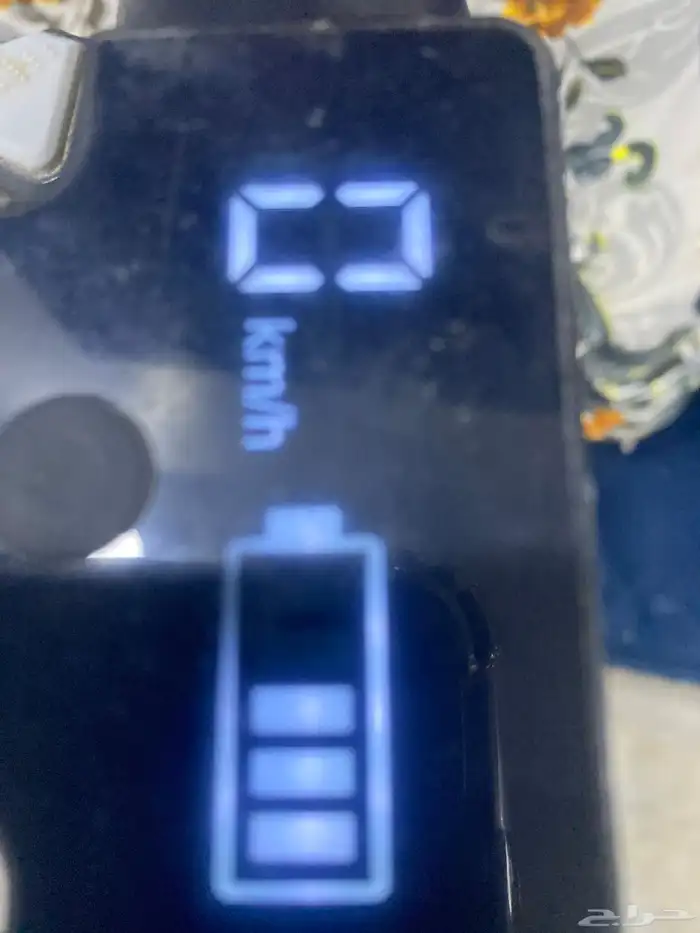 شاحن ارسل لنا برغل عمر رشاد لون الرصاصي Bre 1