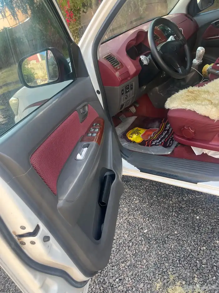 هايلوكس مهزنه ممشى 123الف فقط مستخدم واحد من الوكاله 26