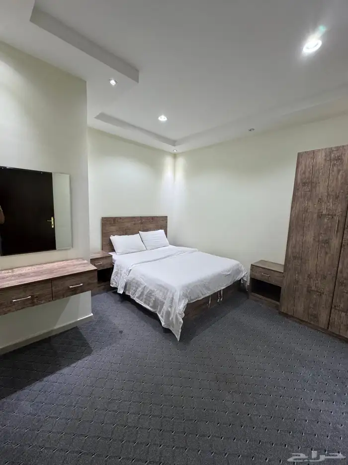 خلف الراشد مول شقق مفروشة للايجار اليومي 20