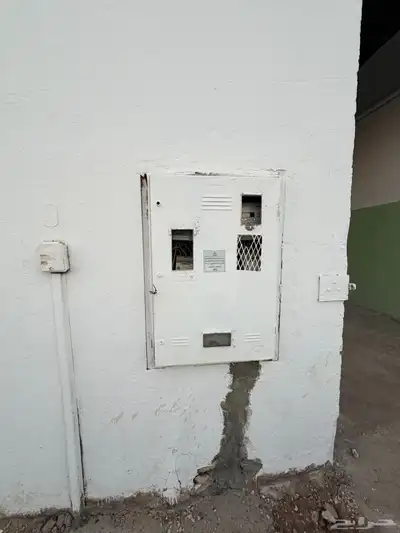 ورشة للبيع صناعية الفواز - ورشة سيارات ورشة حداده المنيوم index