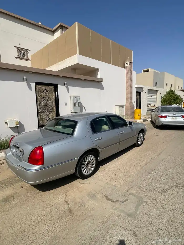 لنكون تاون كار 2005 نظيف 2