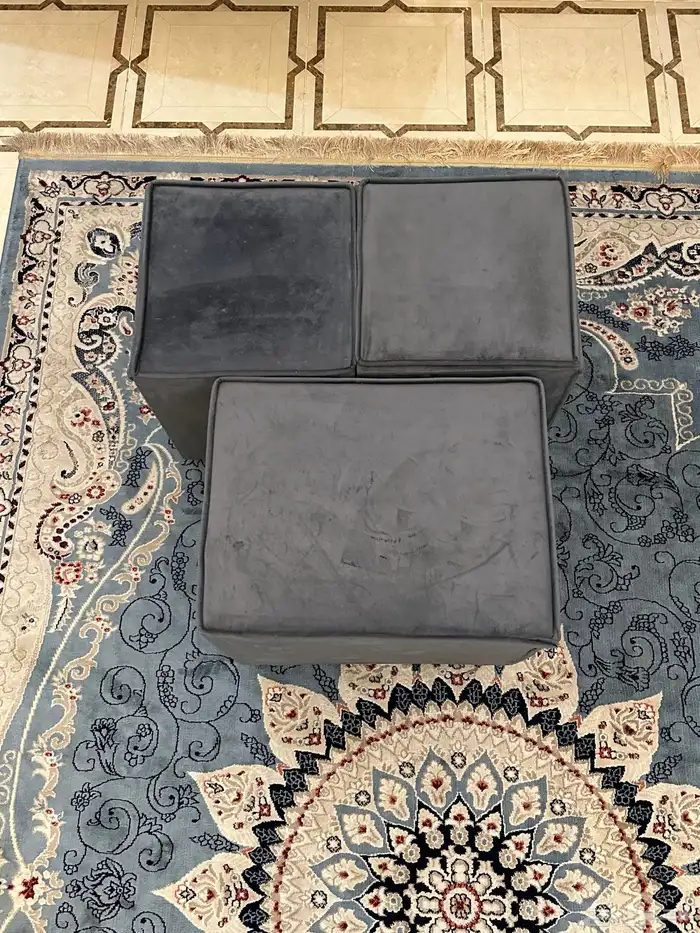 بيع كنب وطولات طقم الكنب بحالة جيد والسعر على السوم 5