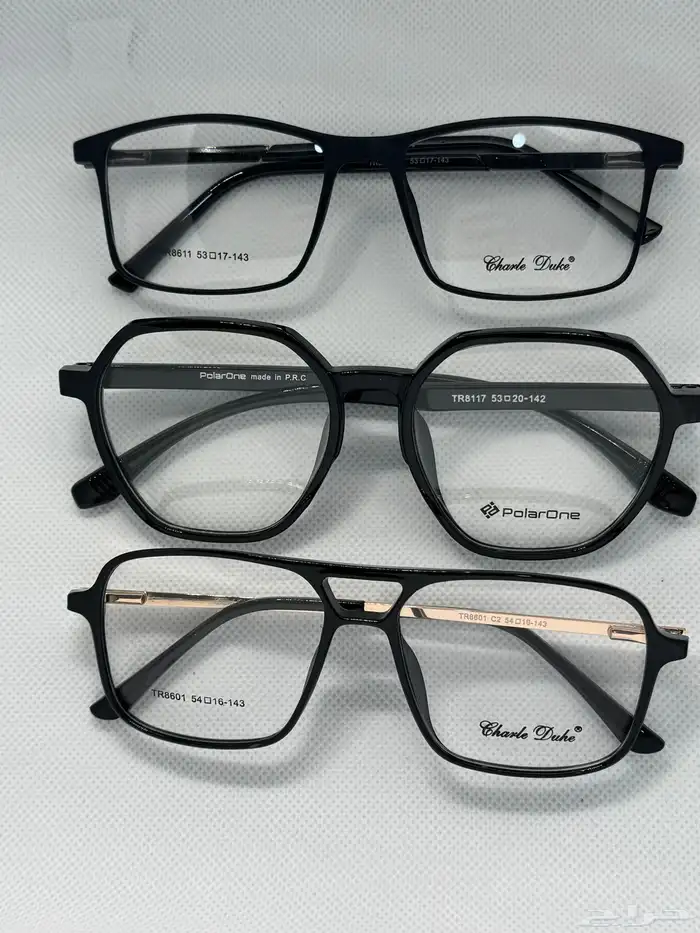 نظارات شمسيه ممتازه نفس المحلات وكذلك يوجد ايطارات طبيه 32