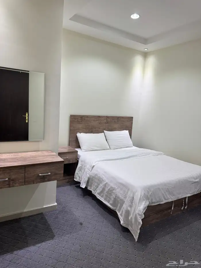 خلف الراشد مول شقق مفروشة للايجار اليومي 25