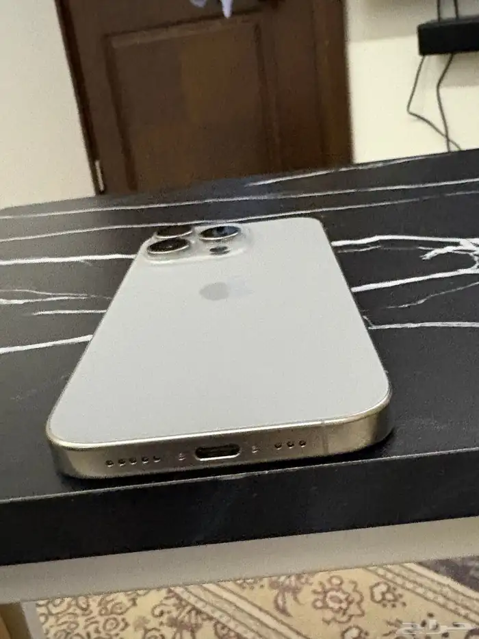 ايفون 16 برو تيتانيوم 2