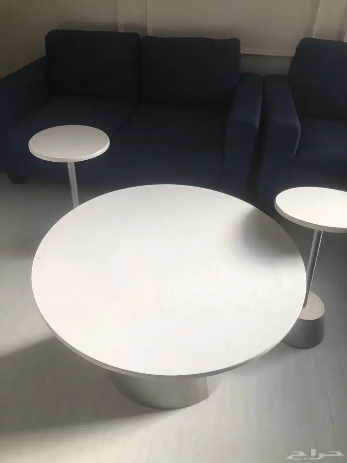 طقم كنب وطاولا ومكتب وكرسي 3