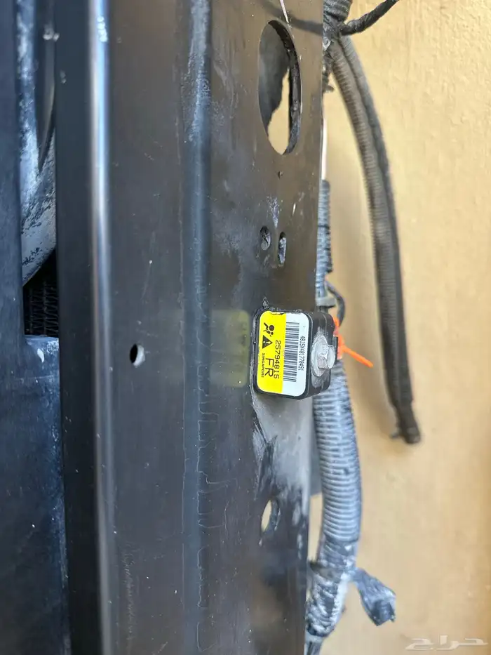 جسر امامي يركب على سوبر يوكن تاهو كل شي اصلي وكالة 3