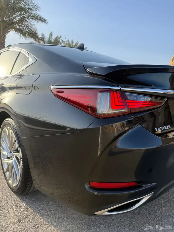 لكزس ES350 CC 2020 فل كامل وكالة 38
