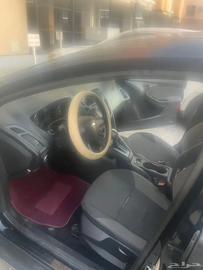 فورد فوكس موديل 2012 للبيع 3