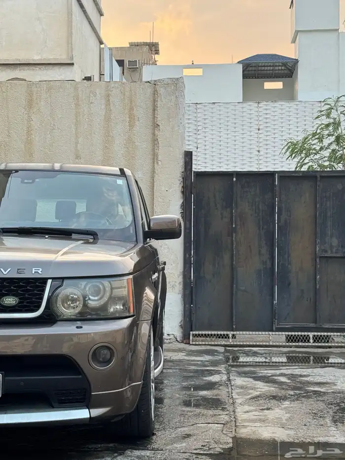 لاندروفر - رنج روفر سبورت 2012 1