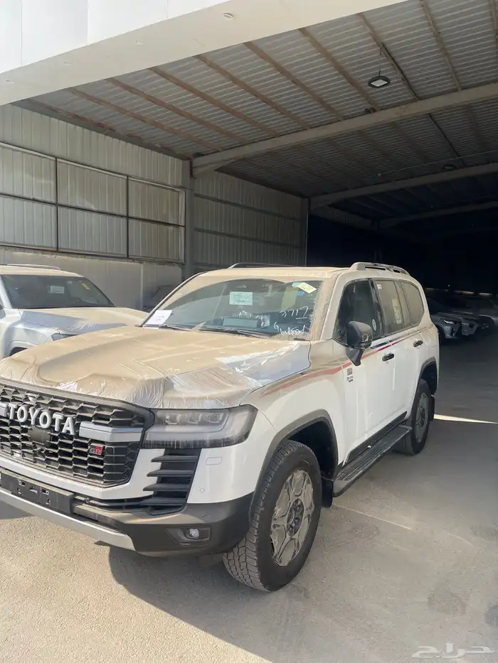 لاندكروزر 2025 HEV S -GR فخامة الGR 2
