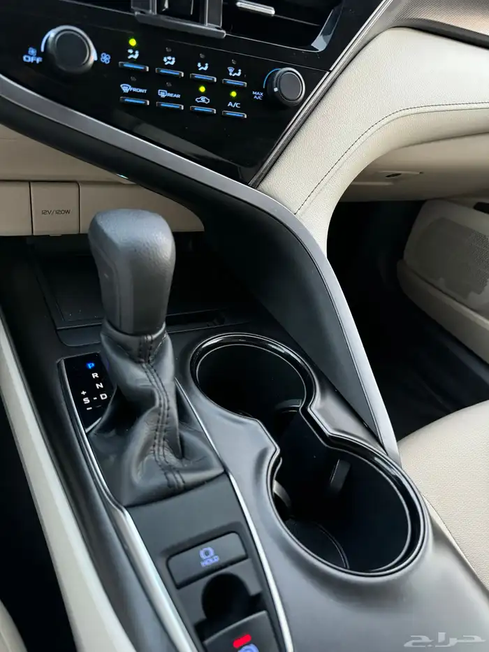 تويوتا كامري 2022 LE 16