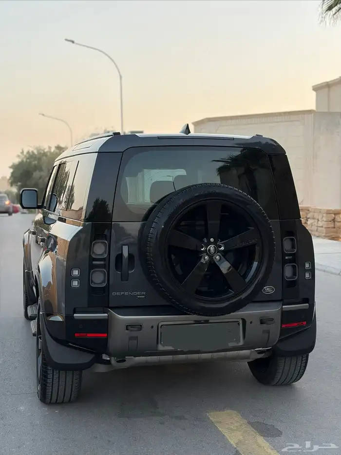 ديفندر اكس داينمك 6 سلندر 2023 (مخزن ماشي 22 الف) تحت الضمان 13