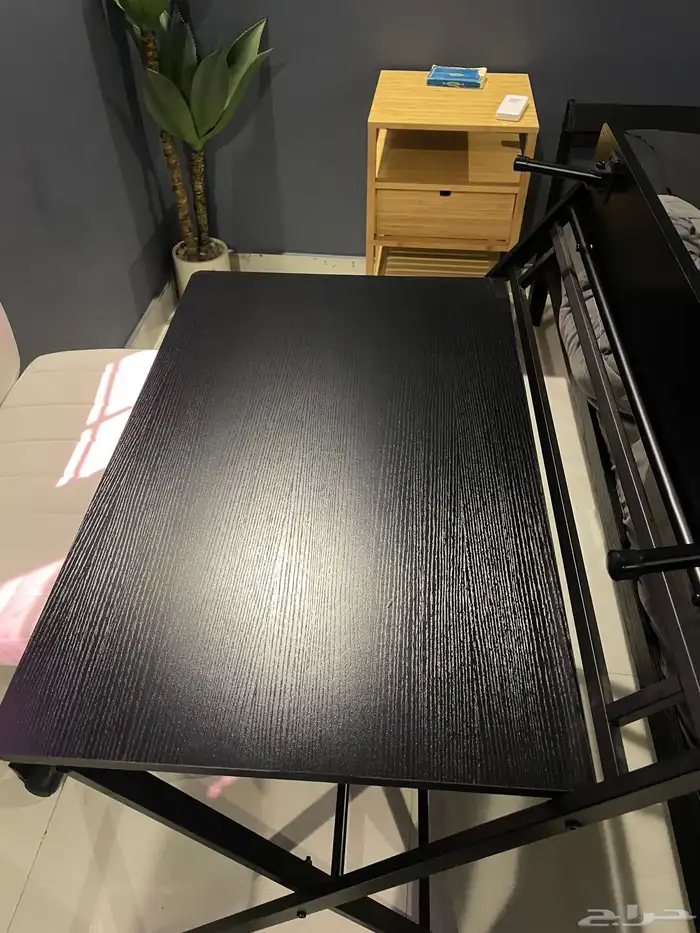 مكتب دراسي او للعمل 0