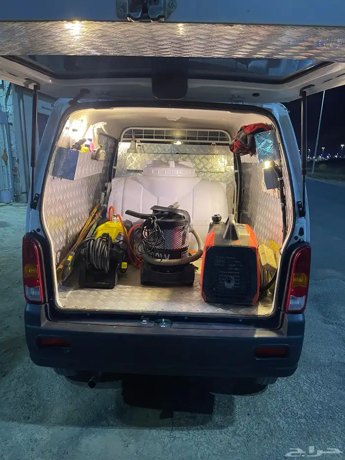 سيارة مغسلة متنقلة للبيع سزوكي ايكو 5