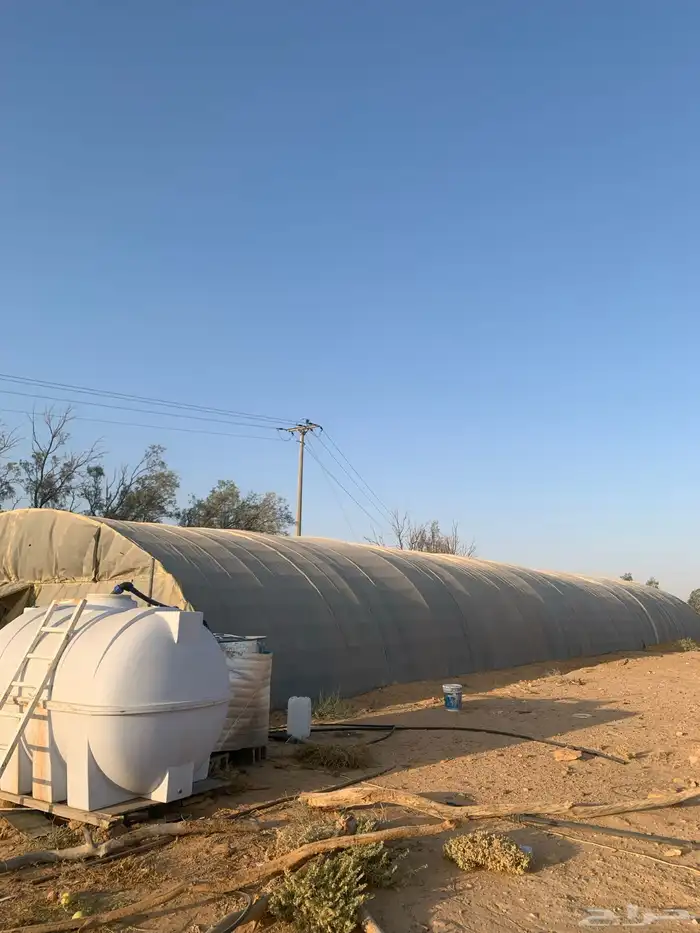 للبيع 7500 مع خزانات ودينمو واغراضه 0